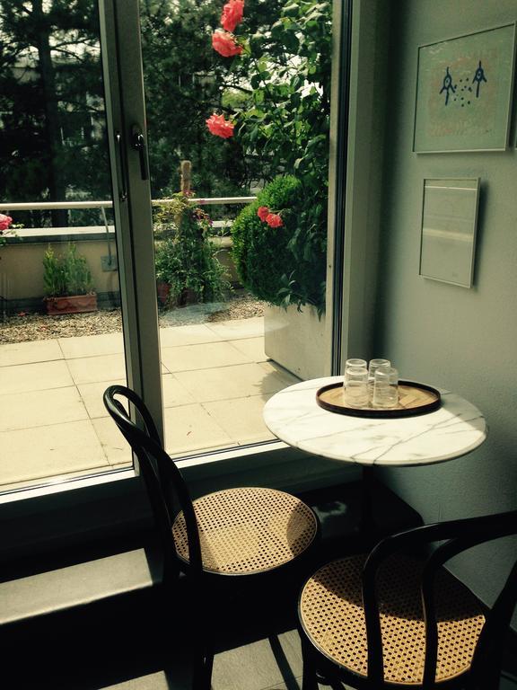 Avliving City Flat Basel With Roof Garden Exterior photo